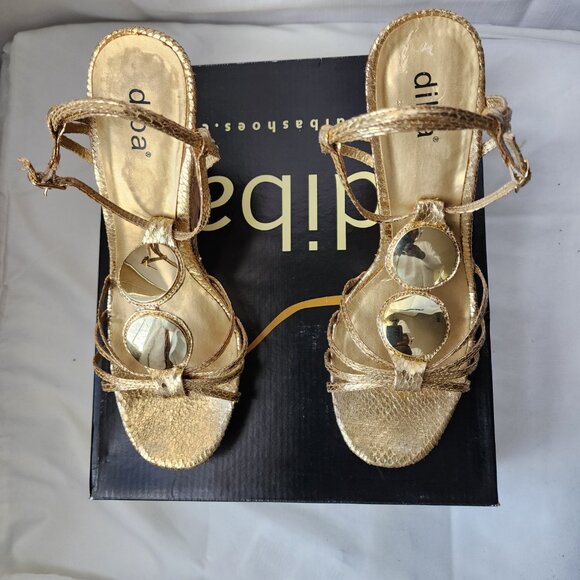 ✨Diba Y2K Glam Boho Chic Women’s Gold Metallic Strappy Wedge Sandals Size 8.5 - Picture 1 of 15